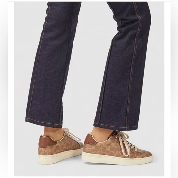 *SOLD* Like new Coach Women’s Sneaker - Picture 3 of 5